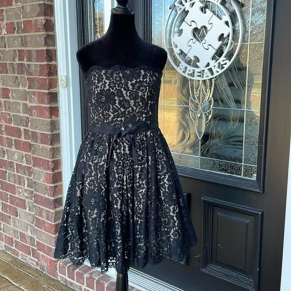 xscape tiered lace midi dress LIZZIE DARK CHOC LAYERED LACE MIDI SKIRT – DISSH main image 0